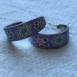 Cutesy Girly Floral Design Lightweight Flower Purple Hoop Earrings
